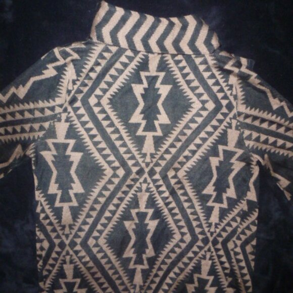 🧥 Women's Aztec Boho Open Front Long Cardigan Sweater (XL) by VIP - Picture 5 of 11